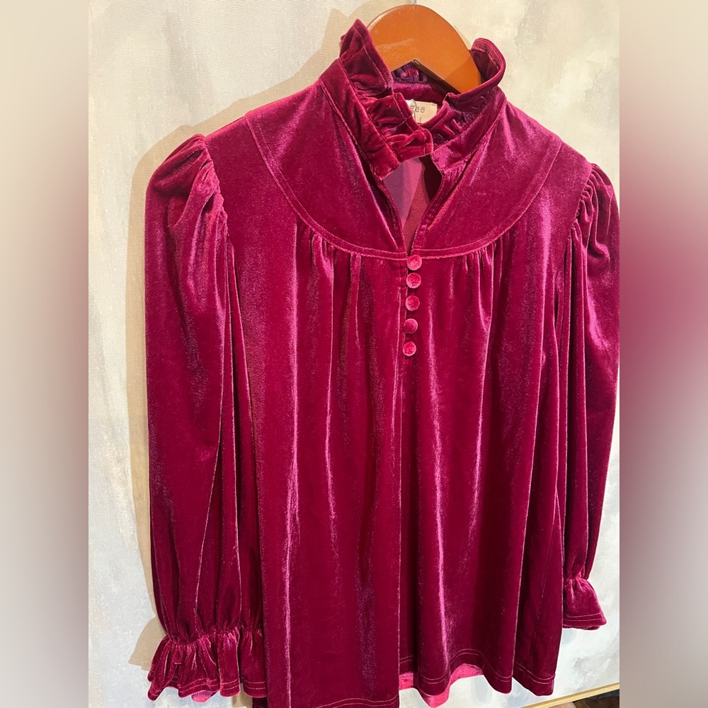 💫Velvet High Ruffle Top💫 - Picture 2 of 14